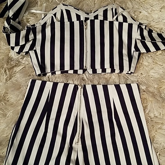 New with tag two pieces striped outfits - Picture 4 of 4